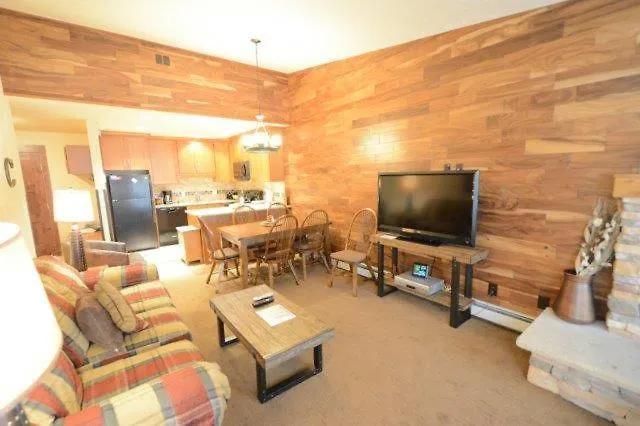 Copper Valley 114 Apartment *